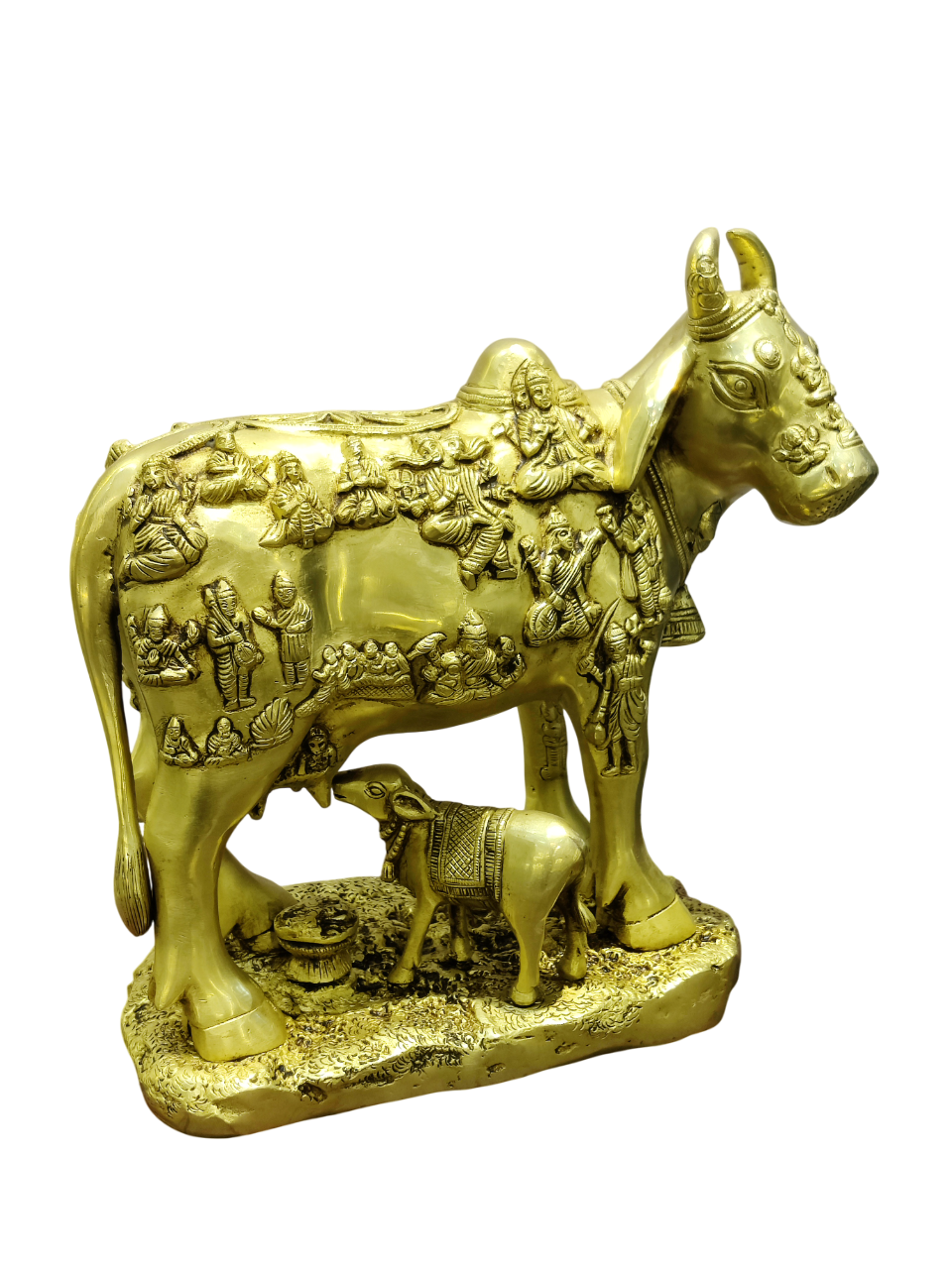 Golden Kamadhenu Cow Idol – Divine Prosperity & Sacred Abundance