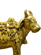 Golden Kamadhenu Cow Idol – Divine Prosperity & Sacred Abundance