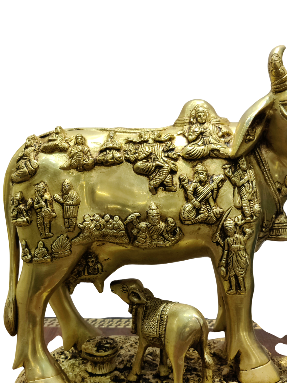 Golden Kamadhenu Cow Idol – Divine Prosperity & Sacred Abundance