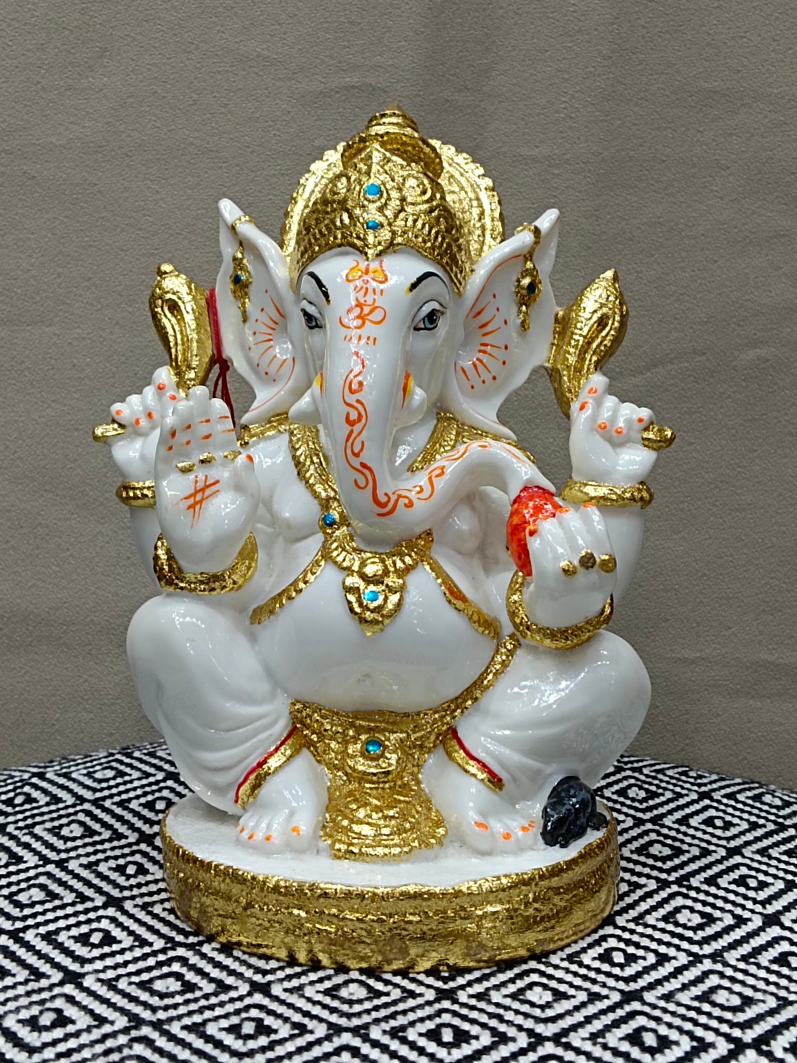 White & Gold Fiber Ganesha Statue – Lord Ganesh Idol for Home Décor