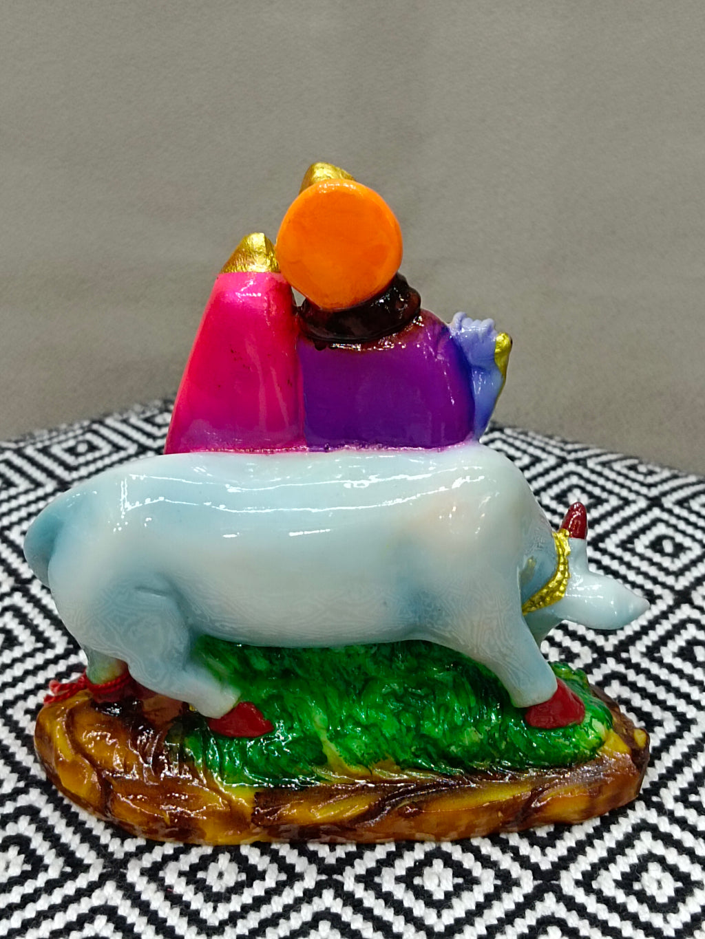 Radha Krishna with Cow Fiber Statue – Divine Idol