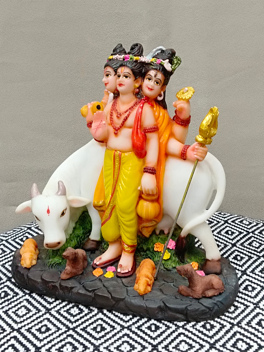 Dutta Statue – Fiber Dattatreya Idol with Cow