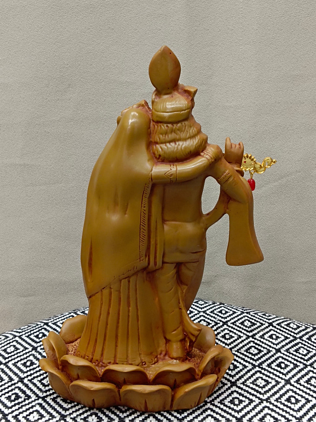 Radha Krishna Fiber Statue – Elegant Krishna Flute Idol