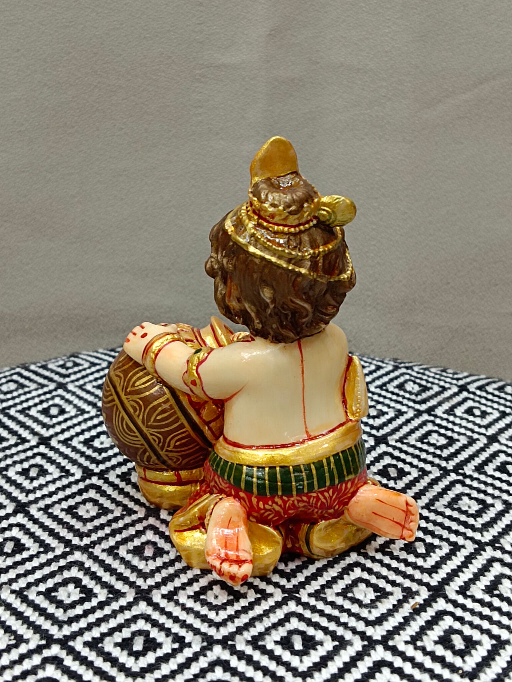 Marble Dust Makhan Krishna Statue – Bal Krishna with Makhan Pot