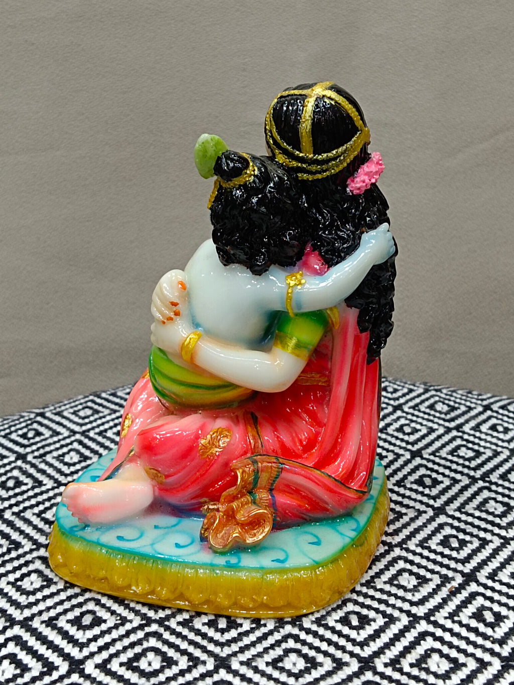 Yasoda Krishna Fiber Statue – Beautiful Mother and Child Krishna Idol