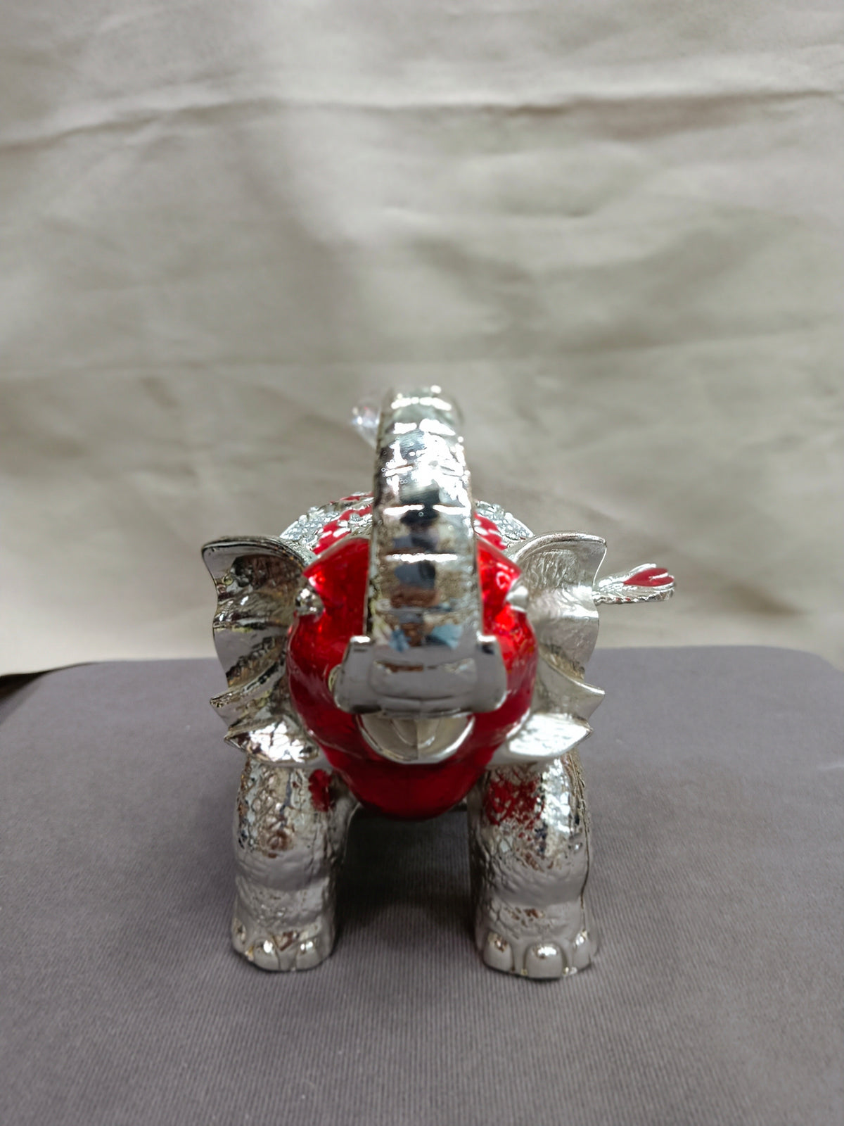Silver & Red Elephant Bowl with Lid – Crystal Knob Decor