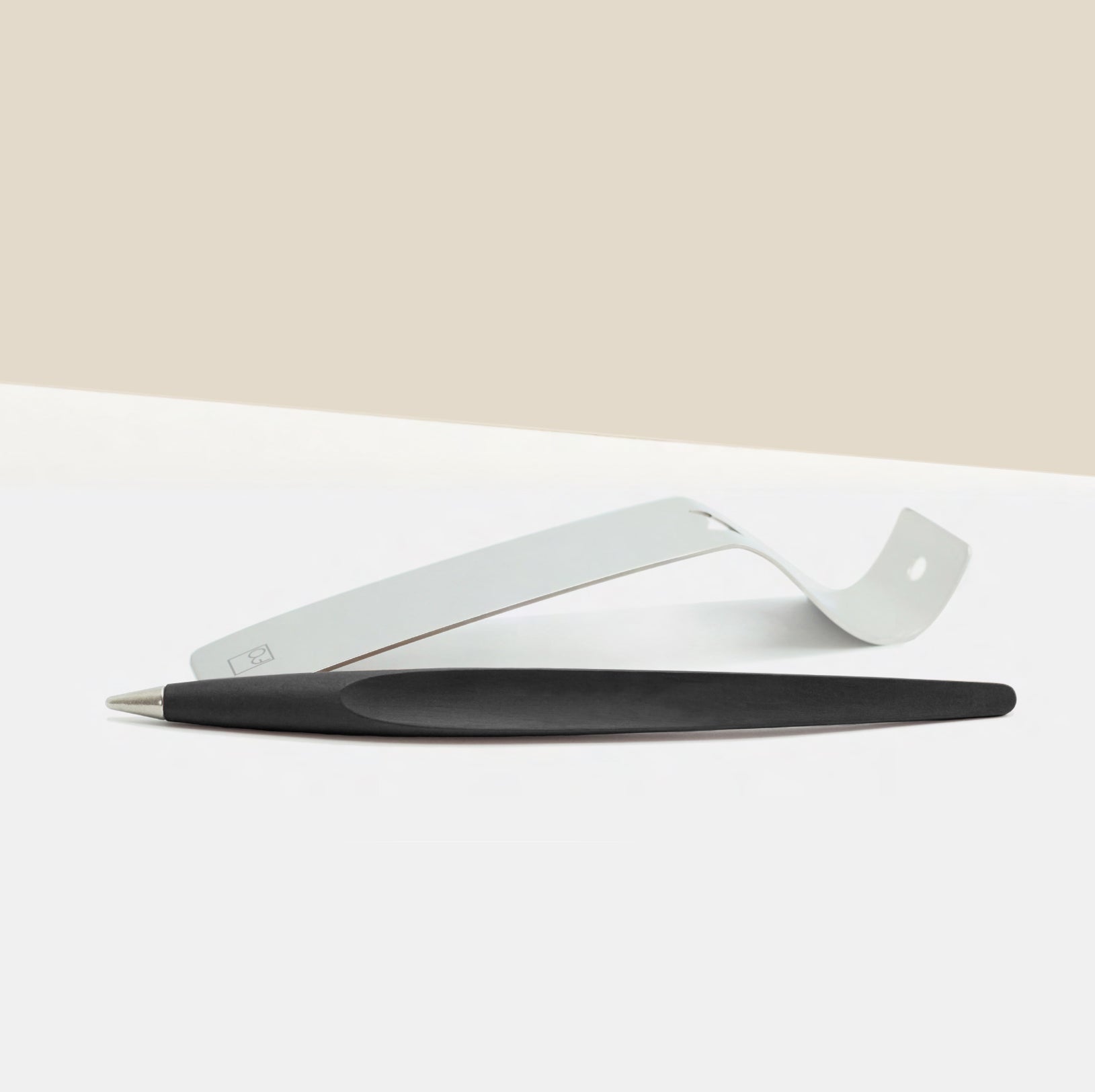 Pininfarina Forever Piuma Modern Ethergraf Tip-Charcoal