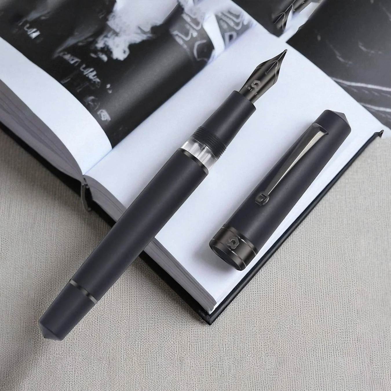Arista | One Classic | Fountain Ink Pen | Matt Black-titanium Trims