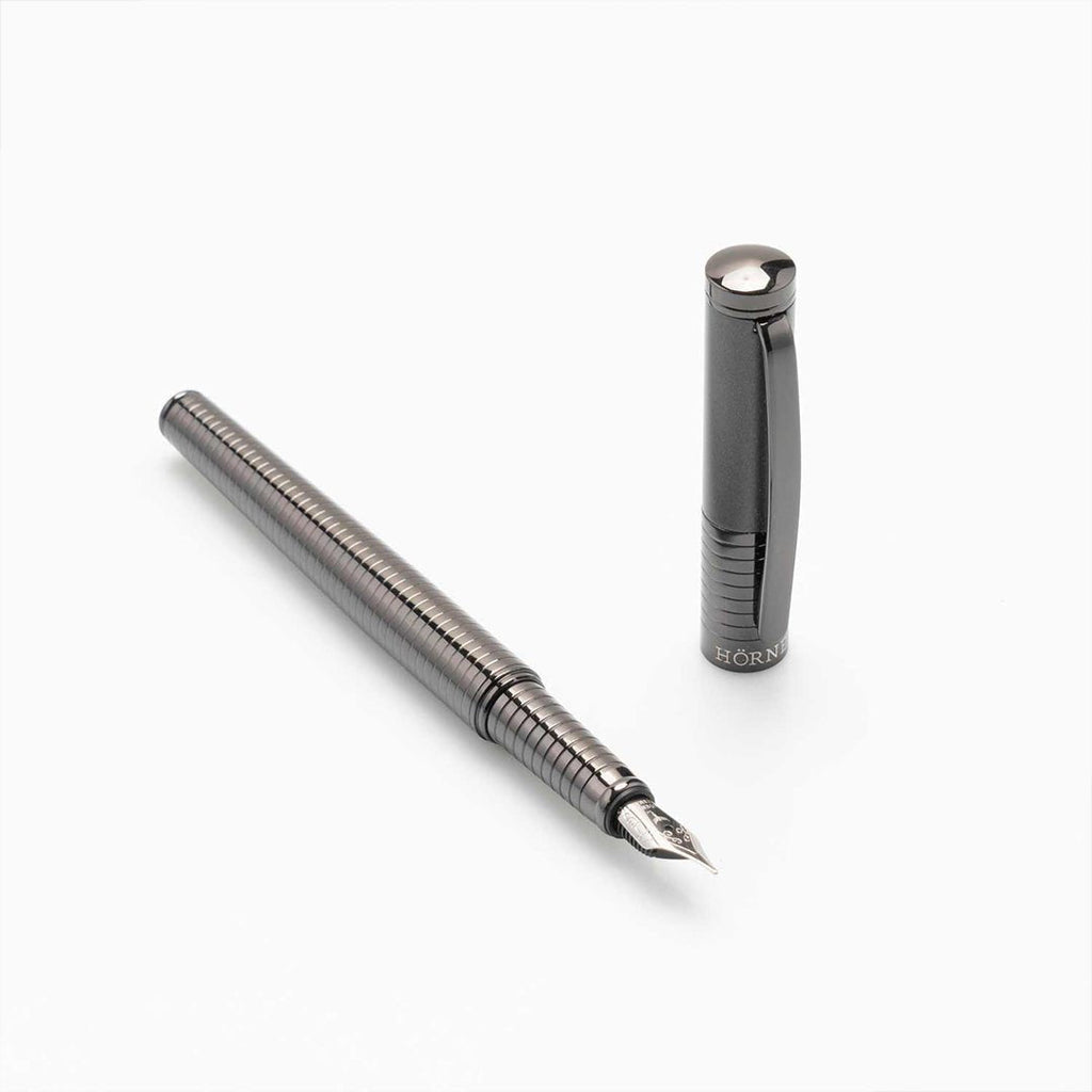 Horner | Fortress | Fountain Pen | Gunmetal - penpencilink