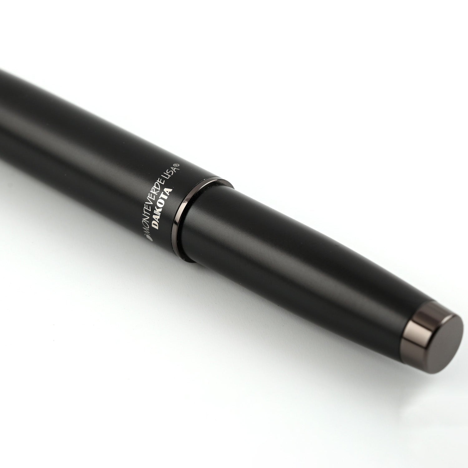 Monteverde Dakota Fountain Pen - Black Sky - penpencilink