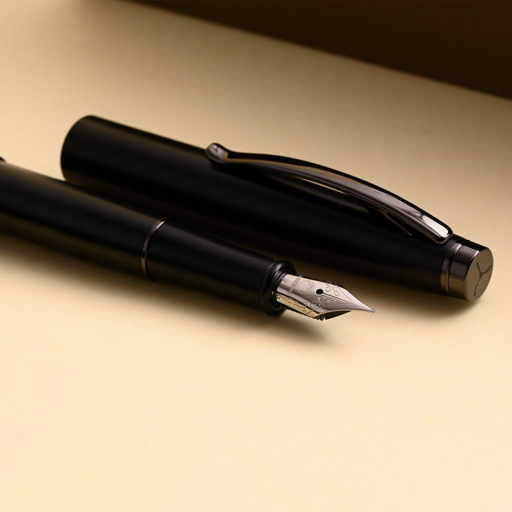 Monteverde Dakota Fountain Pen - Black Sky - penpencilink