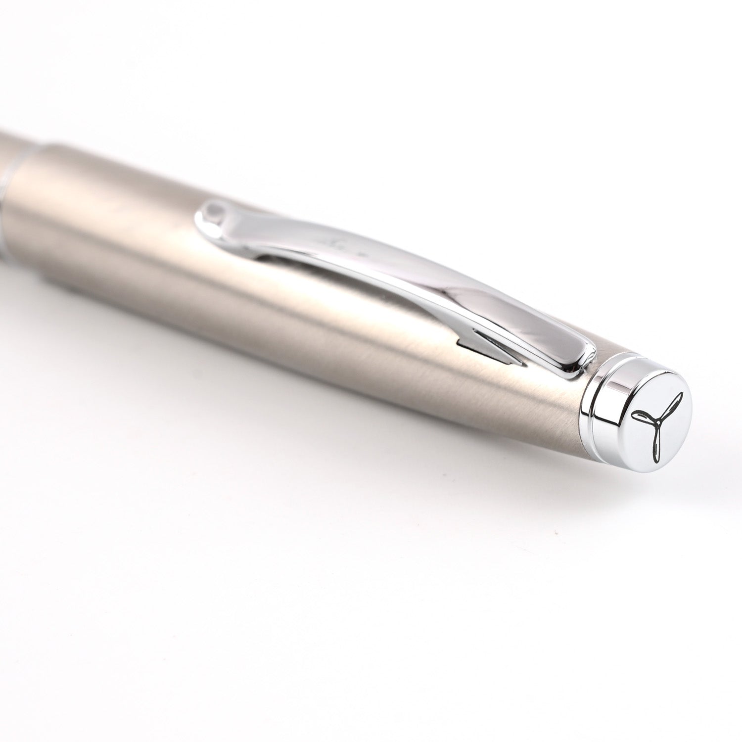 Monteverde Dakota Fountain Pen - Stainless Steel CT - penpencilink