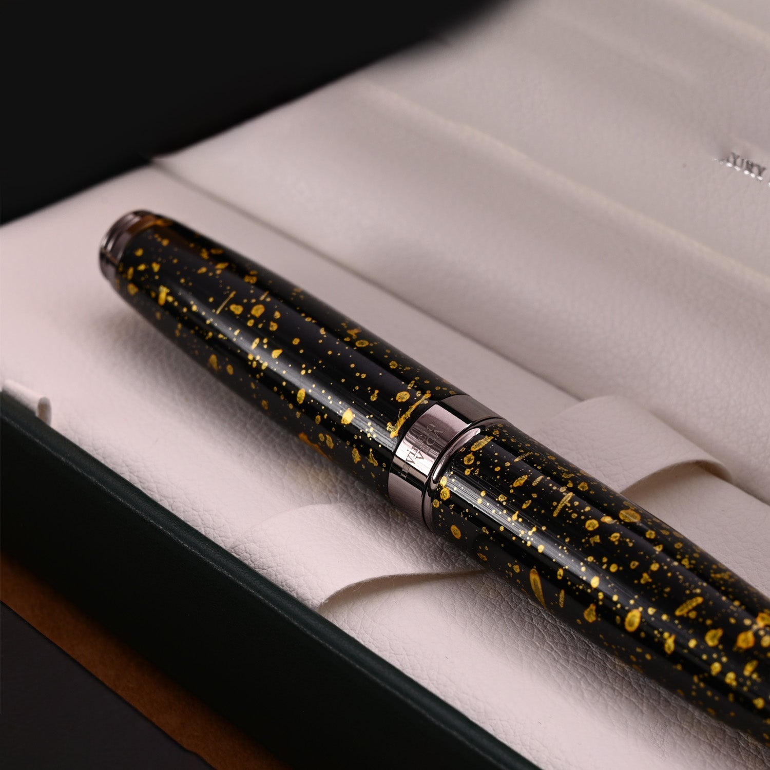 Monteverde Invincia Vega Fountain Pen - Starlight Yellow - penpencilink