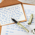 STABILO Flow Fountain Pen – Medium Nib, Khaki