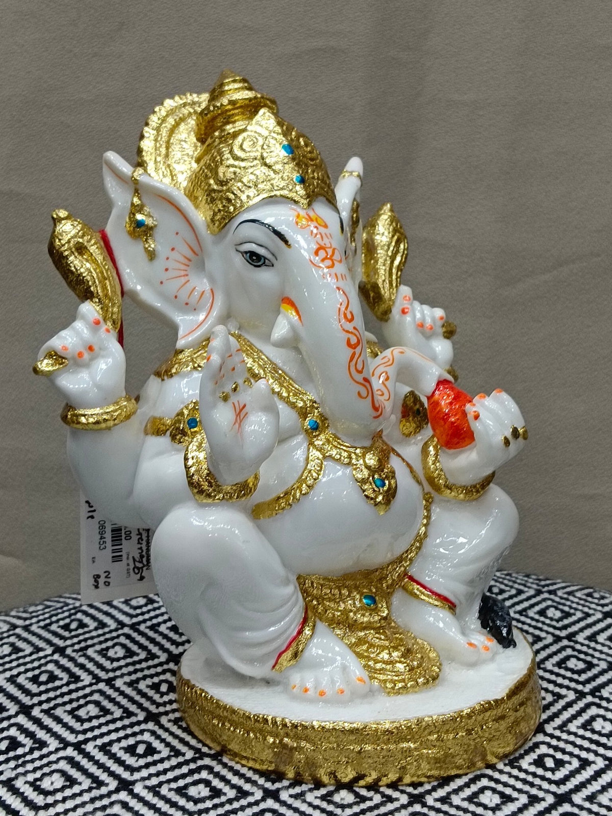 White & Gold Fiber Ganesha Statue – Lord Ganesh Idol for Home Décor - Satyam Collection