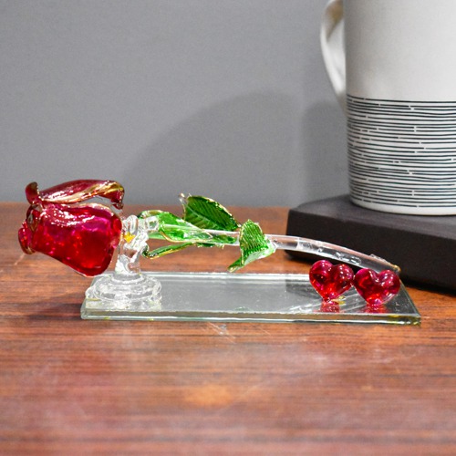 Antique Crystal Rose Shaped Table Top Showpiece for Decorate Your Home and Gift Your Loved One