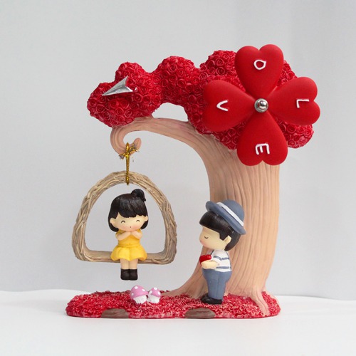 Cute Love Couple Statue Red Rode Tree Showpiece