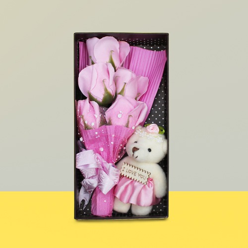 Mini Teddy Bear And Pink Rose Bouquet Gift Showpiece
