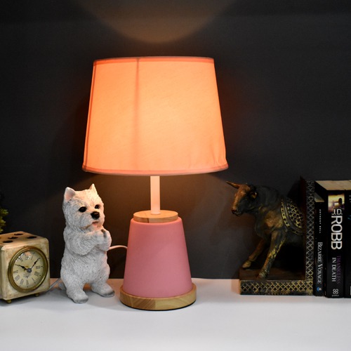 Pink Fabric Shade With Wooden Base Table Lamp For Home Decoration