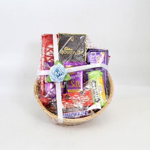 Small Basket Chocolate Gift Hamper Especially For Mother's Day