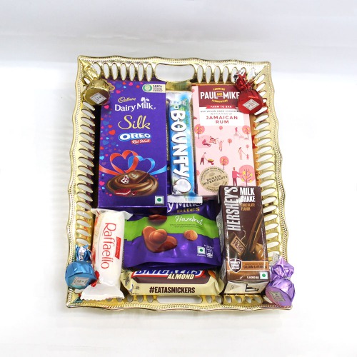 Special Golden Plate Chocolate Hamper | Chocolate Hamper For Your Loved One