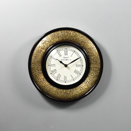 Stylish Round Wall Clock For Home and Office Decor