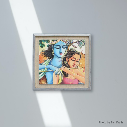 Gray Border Radha Krishna Canvas Painting Photo Frame ( 15 x 15 inches ) | For Home Decor