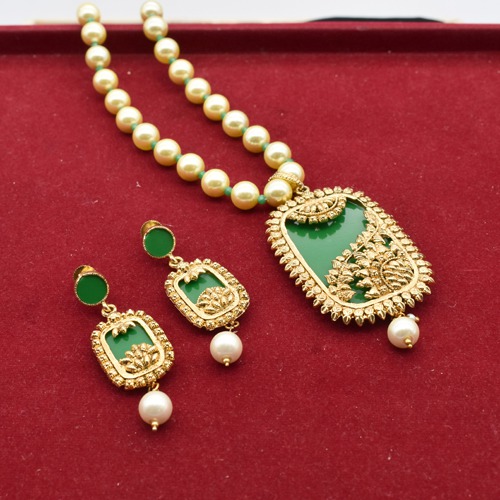 Pearl Neckless With Gold Pendant | Necklace Moti Mala Jewellery Set with Earrings for Women Girls