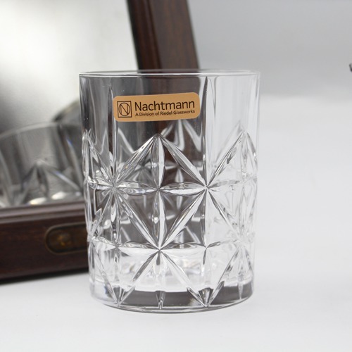Scotch Whiskey Glass with Flower Cut Design | 4 pcs | Crystal Whiskey Glasses Set Of 4 Piece Bar Glass for Drinking Bourbon, Whisky, Scotch, Cocktails, Cognac- Old Fashioned Cocktail Tumblers