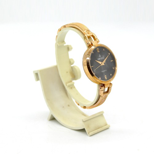 Black Dial Stylish Bracelet Type Women's Watch