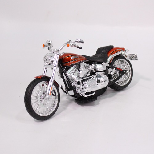Harley Davidson 2014 CVO Breakout 1/12 Scale Motorcycle Model