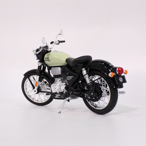 Royal Enfield Classic 350 Redditch Green Colour