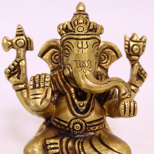 Goal Base Lord  Ganesha Idol For Home Decor