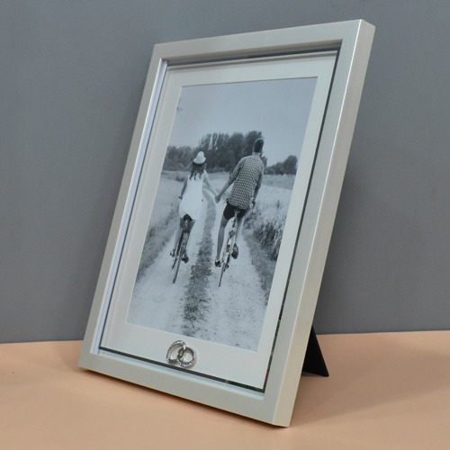 White Photo Frame with Ring Design Table Top Frame for Home & Office Decor ( Photo Size 8 x 10 inches)