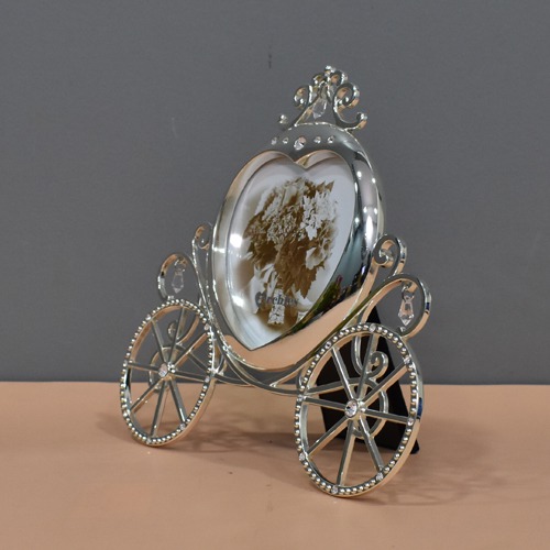 Silver Plated Cinderella Carriage Table Top  Photo Frame For Home And Office Decor