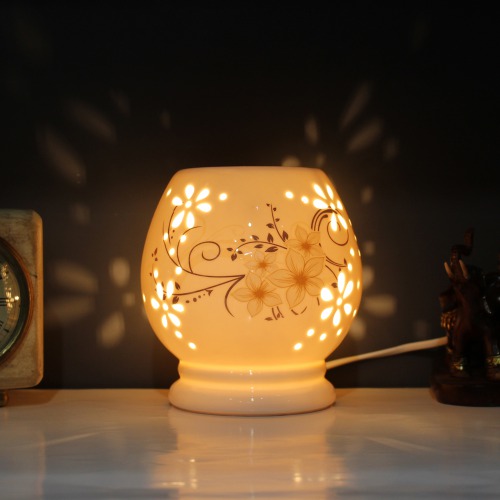 Flower Design Ceramic Electric Diffuser Lamp Round Shape Oil Burner for Home