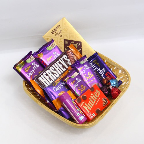 Delicious Chocolate Treat Basket| Chocolate Hamper